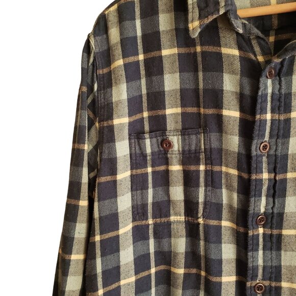 Faherty Mens Flannel Shirt L Blue Ivory Plaid Cotton Button Front - Picture 4 of 11